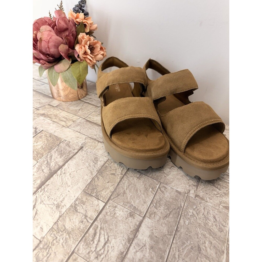 NIB Koolaburra By UGG Tizz  Sandals Women's Size 11 - Picture 3 of 12